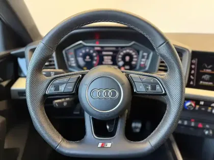 Photo 7 Audi A1  Sportback 35 TFSI 150 ch S tronic 7