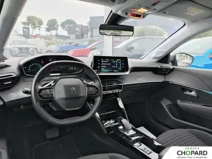 Photo 7 Peugeot 208  Electrique 50 kWh 136ch