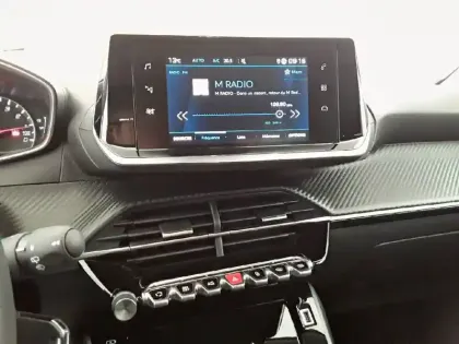 Photo 34 Peugeot 208  PureTech 100 S&S BVM6