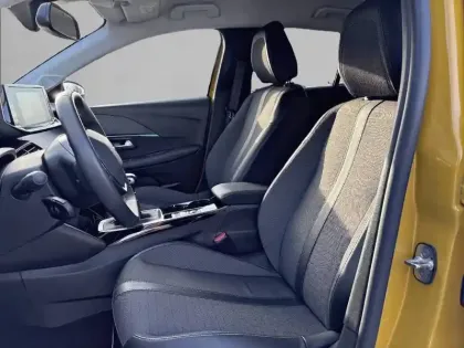 Photo 10 Peugeot 208  PureTech 100 S&S BVM6