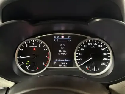 Photo 33 Nissan Micra  IG-T 92 Xtronic