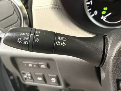 Photo 27 Nissan Micra  IG-T 92 Xtronic