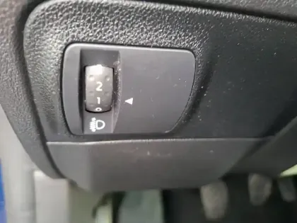 Photo 38 Renault Megane Mégane IV Berline TCe 140 FAP