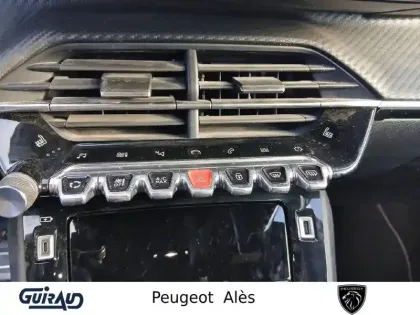 Photo 16 Peugeot 208  BlueHDi 100 S&S BVM6