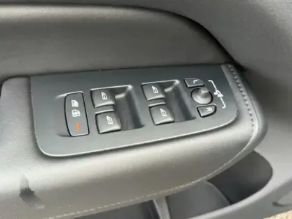 Photo 11 Volvo Xc60  T6 AWD Hybride rechargeable 253 ch+145 ch Geartronic 8