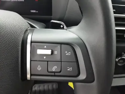 Photo 19 Citroën C4  Hybride 136 e-DCS6