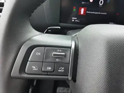 Photo 18 Citroën C4  Hybride 136 e-DCS6