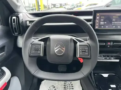 Photo 8 Citroën C3 Aircross  Hybride 145 e-DCS6