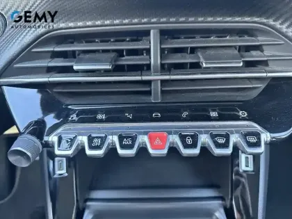 Photo 29 Peugeot 2008  BlueHDi 130 S&S EAT8