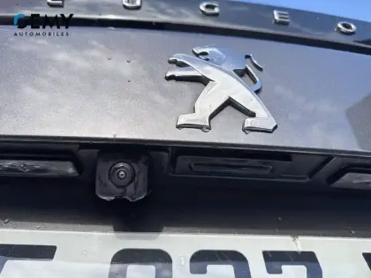 Photo 13 Peugeot 2008  BlueHDi 130 S&S EAT8