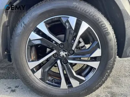 Photo 10 Peugeot 2008  BlueHDi 130 S&S EAT8