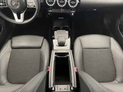 Photo 29 Mercedes CLA  Coupé 200 d 8G-DCT