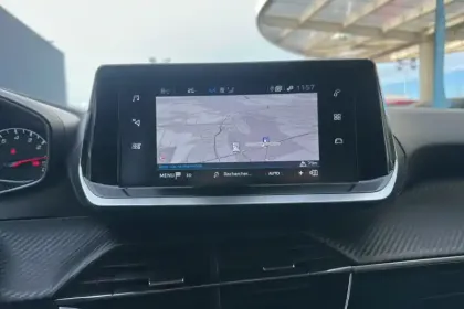 Photo 15 Peugeot 2008  PureTech 100 S&S BVM6