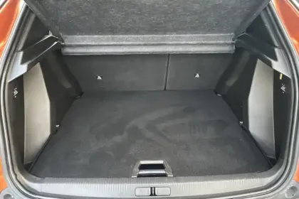 Photo 10 Peugeot 2008  PureTech 100 S&S BVM6