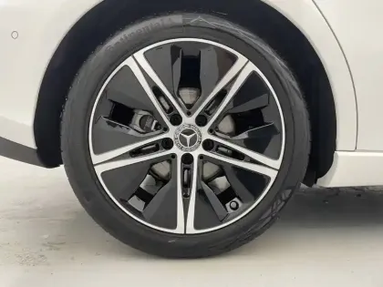 Photo 18 Mercedes Classe B  180 d 8G-DCT