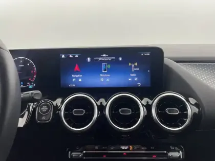 Photo 20 Mercedes Classe B  180 d 8G-DCT