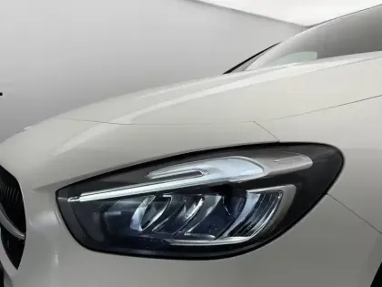 Photo 26 Mercedes Classe B  180 d 8G-DCT