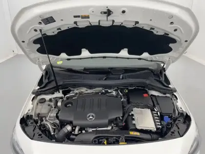 Photo 19 Mercedes Classe B  180 d 8G-DCT