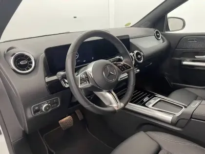 Photo 30 Mercedes Classe B  180 d 8G-DCT