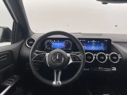 Photo 21 Mercedes Classe B  180 d 8G-DCT