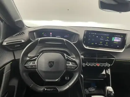 Photo 21 Peugeot 208  PureTech 100 S&S BVM6