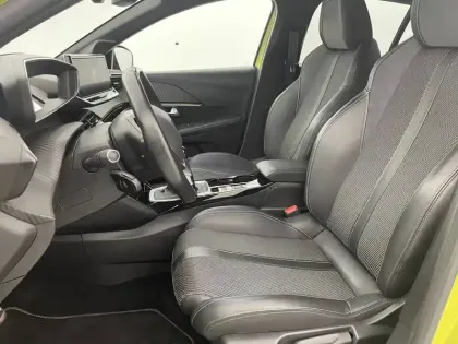 Photo 13 Peugeot 208  PureTech 100 S&S BVM6