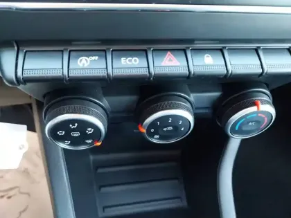 Photo 11 Renault Clio  TCe 90