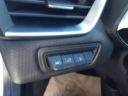 Photo 5 Renault Clio  TCe 90