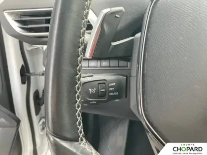 Photo 13 Peugeot 3008  Hybrid 225 e-EAT8