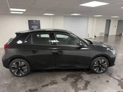 Photo 3 Opel Corsa  Electrique 136 ch & Batterie 50 kWh