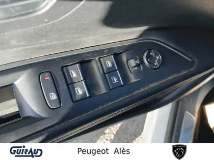 Photo 12 Peugeot 3008  Hybrid 225 e-EAT8