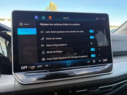 Photo 14 Volkswagen Golf  1.5 eHybrid 204 DSG6