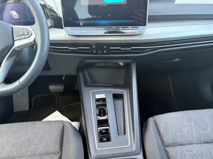 Photo 9 Volkswagen Golf  1.5 eHybrid 204 DSG6