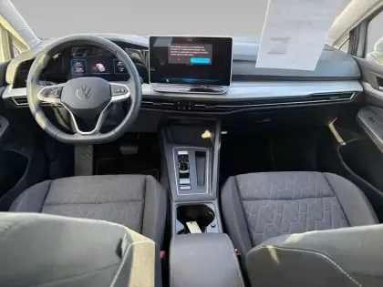 Photo 11 Volkswagen Golf  1.5 eHybrid 204 DSG6