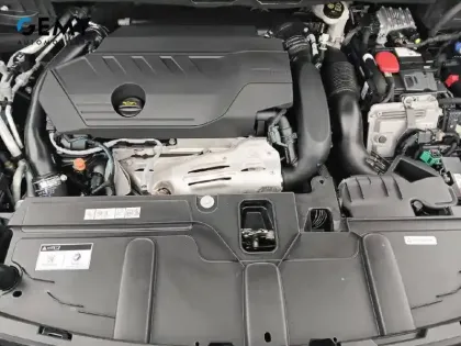 Photo 29 Peugeot 3008  Hybrid 225 e-EAT8