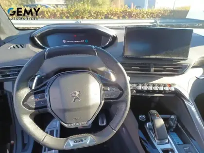 Photo 12 Peugeot 3008  Hybrid 225 e-EAT8