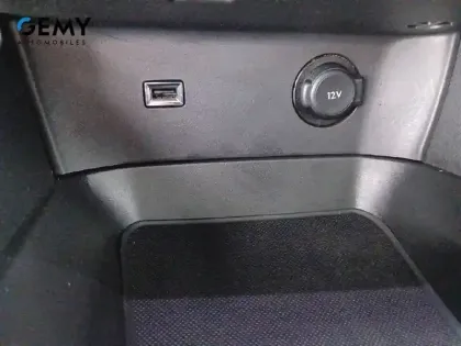 Photo 39 Peugeot 3008  Hybrid 225 e-EAT8