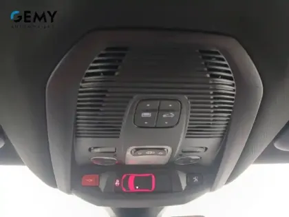 Photo 34 Peugeot 3008  Hybrid 225 e-EAT8