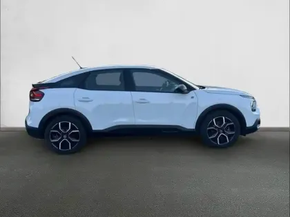 Photo 3 Citroën C4 e- 136 ch Automatique