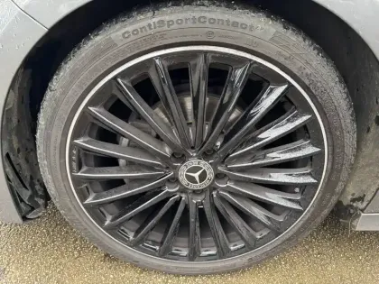 Photo 11 Mercedes Classe A  180 d 8G-DCT