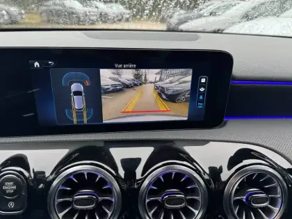 Photo 7 Mercedes Classe A  180 d 8G-DCT