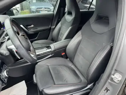 Photo 5 Mercedes Classe A  180 d 8G-DCT