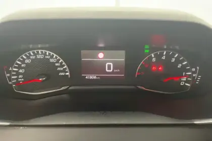 Photo 16 Peugeot 2008  PureTech 130 S&S BVM6