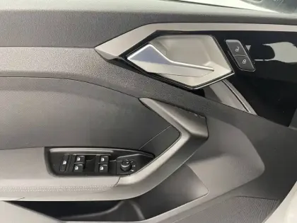 Photo 27 Audi A1  Sportback 25 TFSI 95 ch BVM5