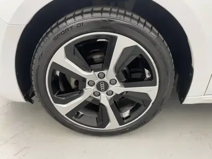 Photo 16 Audi A1  Sportback 25 TFSI 95 ch BVM5