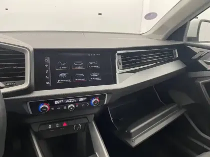 Photo 30 Audi A1  Sportback 25 TFSI 95 ch BVM5