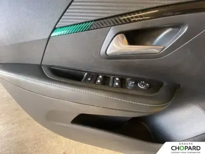 Photo 13 Peugeot 208  Electrique 50 kWh 136ch