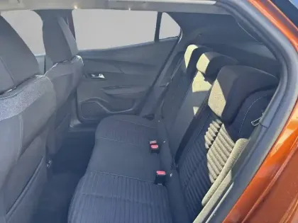 Photo 11 Peugeot 2008  Electrique 136 ch