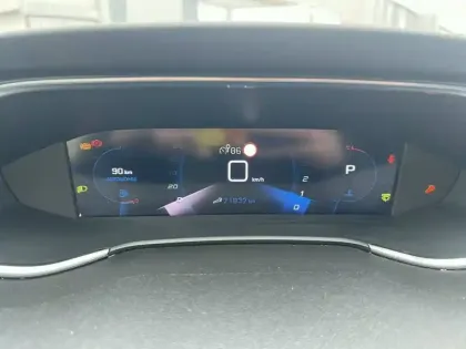 Photo 11 Peugeot 308  BlueHDi 130ch S&S EAT8