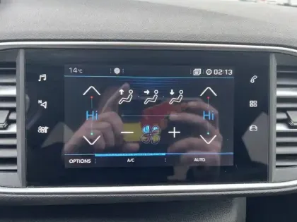 Photo 12 Peugeot 308  BlueHDi 130ch S&S EAT8